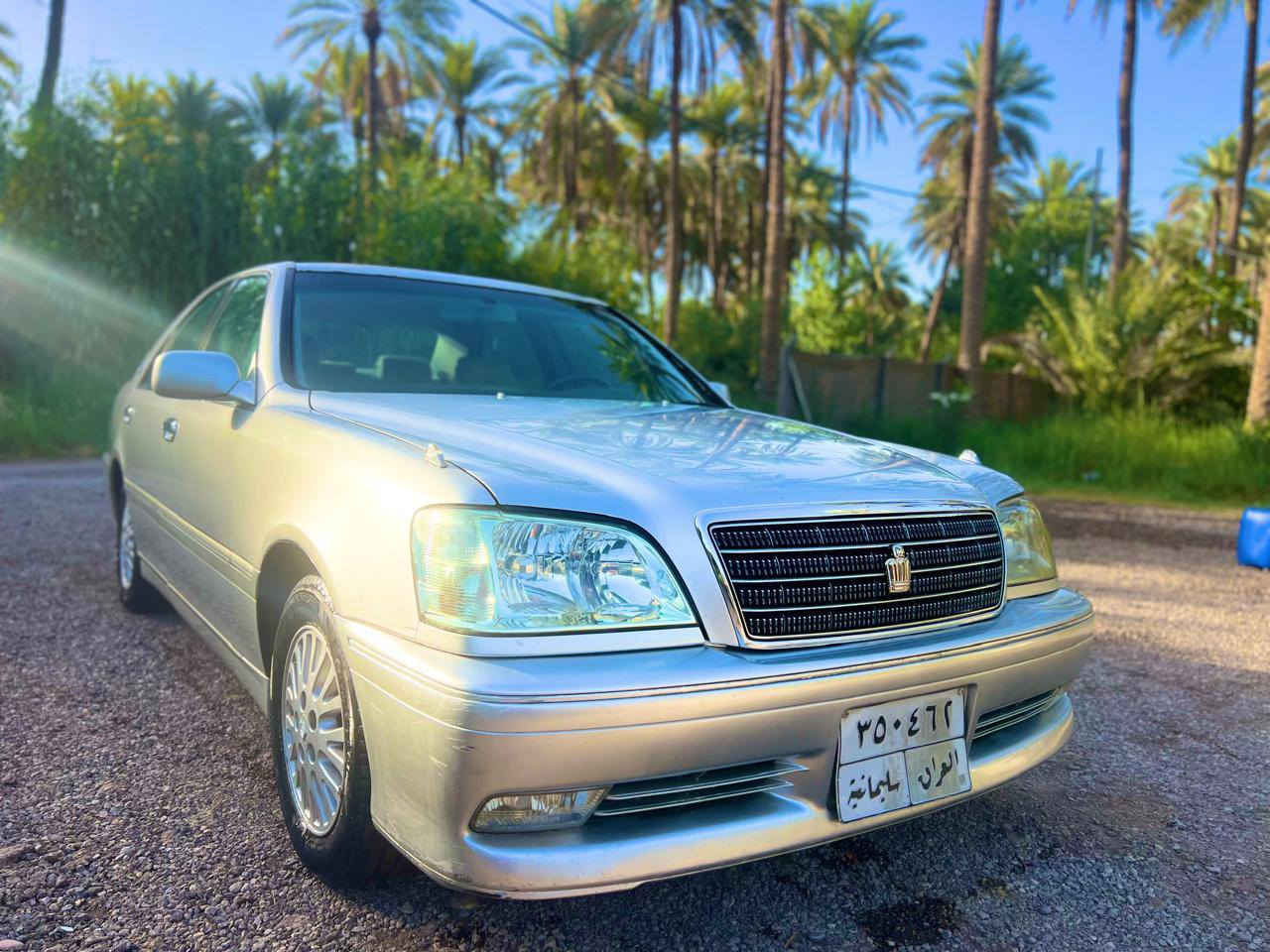 السلام عليكم بيع فقط وسعر قياسا مع هذي السياره مناسب كراون ملكه لون سلفر  ماشيه ٢٨٨عليها منظومة مي كامله  المواصفات مكينه D4 دكمتين كرستال اصل تحكم كامل اصوليه مكفوله كشنات كهربائيه كلها شغاله سعر115 رقم سليمانيه  *********** كربله
