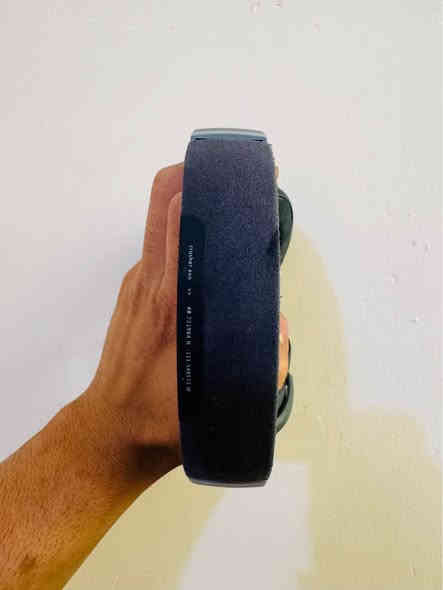 سماعه غنيه عن التعريف سماعه جديده استعمال سبوعين فقط نضافه 98‎%‎ الدمام فول ملحقاتها غير مستخدمه الصوت عالي جدآ سعر 170 الف وبيع مجال بصيط للتواصل خاص او *********** سامراء
