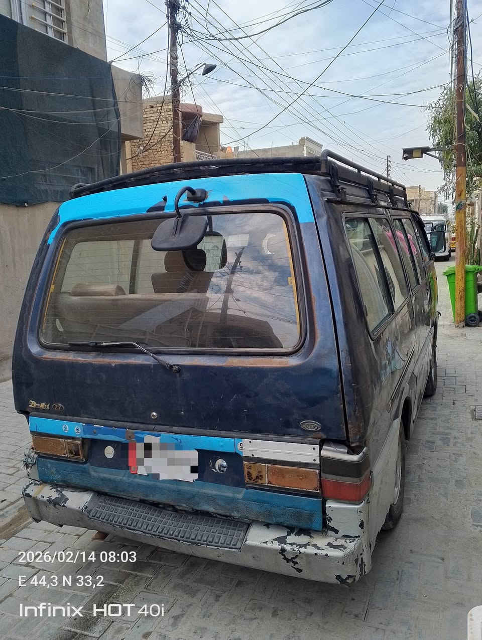 كيا بيستا للبيع موديل 1995 
مكينه كير اكسر  كفاله   تصليح بالشاصي الايمن الكشر شلون مواضح بالصور رقم اجره بغداد السنويه تاريخ نتهائها 3/31 تحويل ثاني يوم السعر 28 وبيها مجال حك الجيه مكان السياره بغداد الشرطه سويب  *********** 
***********. غير متواجد على الفيس اتصال فقط
