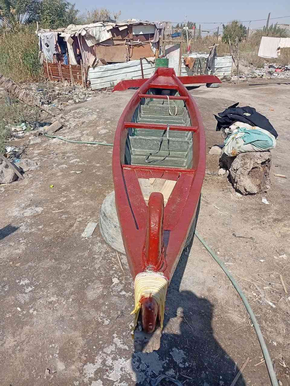 بلم البيع طوله 13 بلم نضيف
*********** المكان البصره قضاء المدينة
