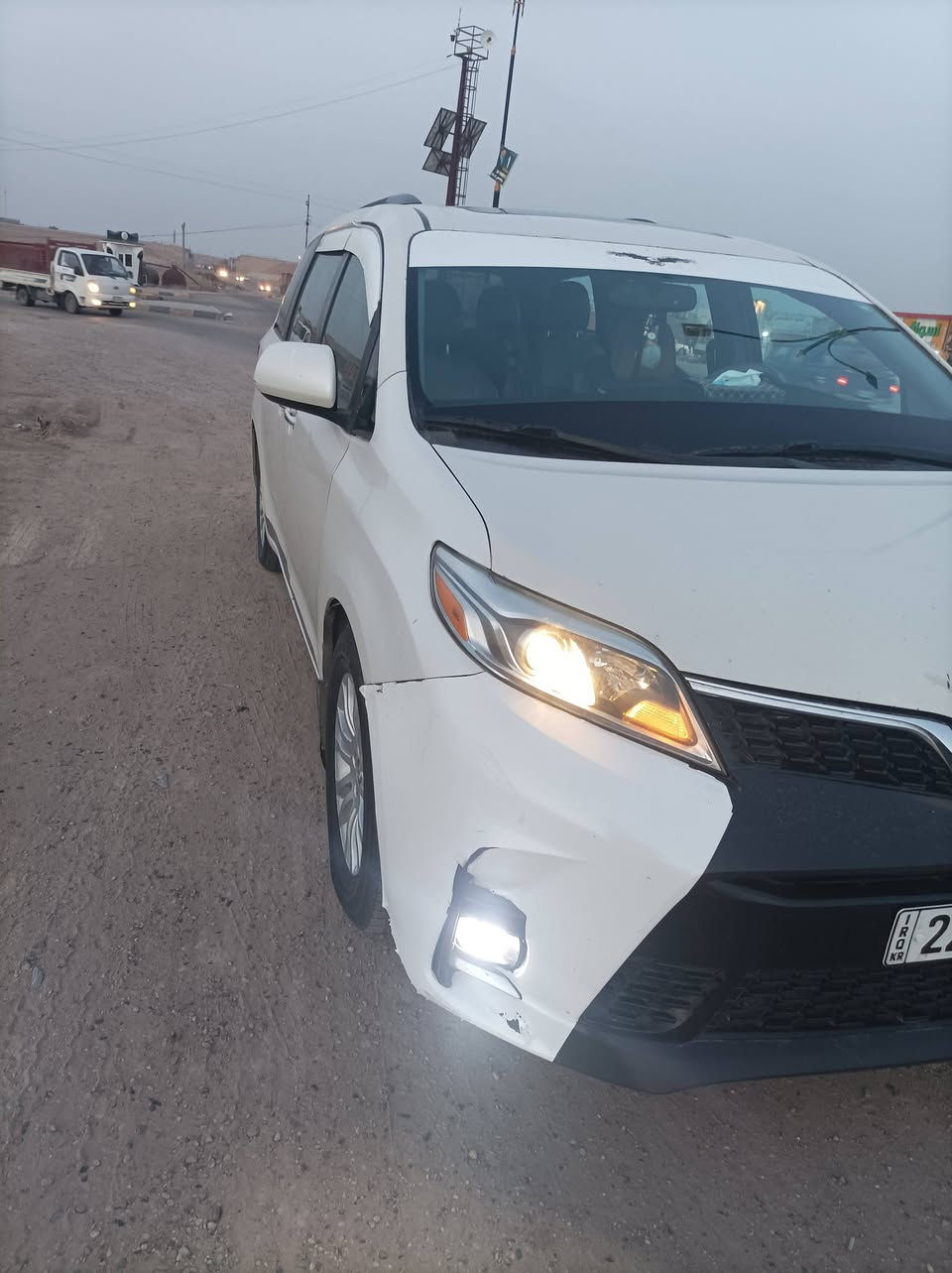 السلام عليكم ورحمه الله وبركاته
سيينا موديل 16 xle  ( فتحه وتشغيل بصمه )
( الضرر في امريكا جاملق أمامي مبدل وبنيد مصبوغ )
أما  الصبغ اثر طخه في العراق 
 (باب السائق و السلايت والجاملق الخلفي ملاون نفس اللون )

الشاصي مكفول من الضرر 
الابواب السلايت والصندوق كله شغاله كهربائي 
ماشيه 510 ميل 
(السعر 175) وبيه مجال 
مكان السياره في الانبار/ الخالدية 

/اخوان كلشي اكو بالسوك ولكن كلشي وسعره /


**إذا كنت صاحب هذا الإعلان وتريد حذفه لأي سبب، رجاءا أرسل رسالة إلى الدعم الفني**