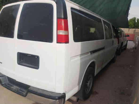 سفانه مكفوله ماعده الباب السائق تبديل 
ارقام إنكليزي سياره جاهزه ماكو اي نقص 
الاستفسار اكثر ***********
