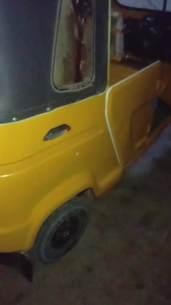 تكتك للبيع موديل 19 مصبوغه صبغ عام رقم تكتك مو سنويه الشراي يتصل*********** سعر5
