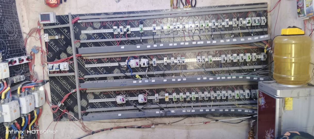 السلام عليكم موقع مولد للبيع المكان بغداد عكركوف تفاصيل الحمل 1100وقابل لزيادة  بي حصة كاز300كيفي وبي دفتر ثاني باقي عل كشف نوع المولدات 2كمنز 1دايو 1فالفو تفاصيل اكثر الاتصال على الرقم ***********
