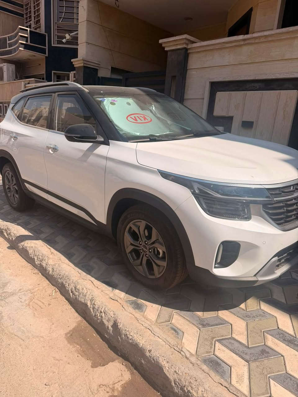 كيا سيليتوس موديل 25 ماشيه 4000ونص سياره واحد على واحد فول عنوان الغدير السعر 25 مليون قفل ملاحظه أنا مكلف بالنشروهذا رقم ابو السياره ***********
