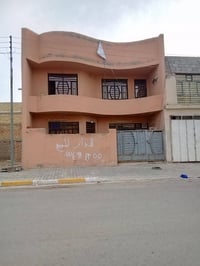 السكالات منطقة ال١٥ • ٦ غرف • مطبخ حار وبارد