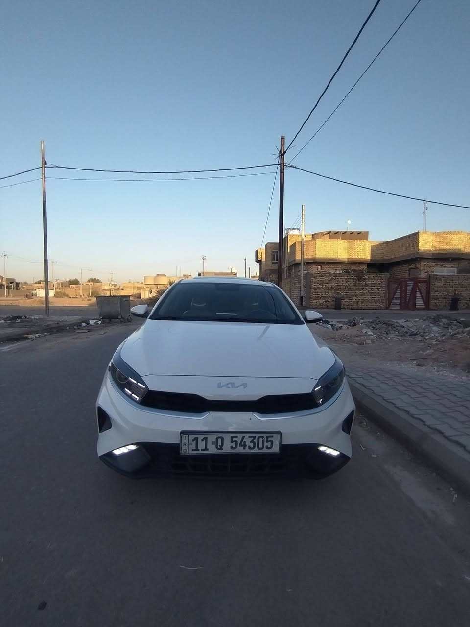 سلام عليكم سيراتو ٢٠٢٤ مكفولة  فول مواصفات فتحه تحكمات وضعيات قياده تبريد قطعتين اشاره بالامرايه بلاجكتور لايت لد فتحه لايت زنون  مري شفط ويل كب حساس خلفي شاشه كامره دواخل لونين  محرك ٢٠٠٠ رقم بغداد باسمي تخم تاير دوشمه سياره جديده وجاهزه السعر ١٨٠ وبيهه مجال مكاني سماوه رميثه  لاستفسار *********** او *********** الاسيا بي وتساب
