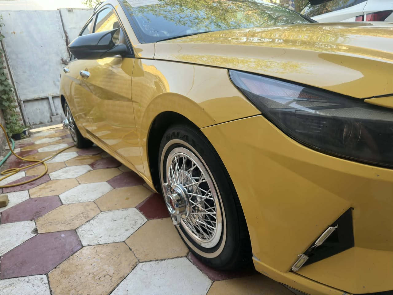 سلام عليكم
انتره البيع موديل 21 مريكي 
سياره خير من الله 
مكينه وكير شرط مكينه 2000 وكير سفيتي بلاد 
سياره فول مواصفات ماعده الفتحه سياره مال جناي وعله ايدي مامشتغل بيههه 
موصفات 
تبريد ثلج. تخم تاير. منضومه زنون. تحكم ستير. توقف ذاتي 
تتفئه كشنات منفصله. شاشه عطال. سايد بريك كهربائية. شاشه دجدل متصله. رقم بغداد. كير 8نمر. كامره خلفيه. كامره اماميه. رادار لامامي. رادار جانبي. رادارخلفي. تبريد لمس. تشغيل عن بعد. هورن بوش عنجه. سوبايه سحاره. دوشمه ضوئيه. ماشيه 133....  
سياره مال جناي جاهزه عله اخر حبايه ترايك البصره سياره كارتون مال جناي حادث سياره بنيد وباب مبدل فقط شرط شواصي ولغد كفاله عامه رقم بغداد بسمي مصفره من كلشي هيئه وغرامات جاهزه مجهزه السعر ب153 وبيهه مجال مكاني دوانيه الرقم ***********.. . ***********
