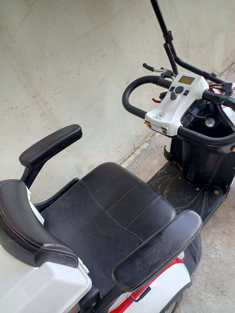 سلام عليكم دراجه شحن للبيع شرط شغال ونظيف كله بل شرط سعر 850 بيها مجال تفاصيل اكتر عل رقم *********** مكاني كركوك ماعندي توصيل
