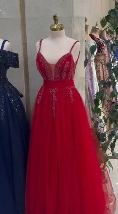 مرحبا بنات عندي بدلة تجنن قياس ٣٨ ماخذته من المنصور تخبل باللبس أريده ب ٢٠٠ الظهر سحاب منفوشة وكلش تحلي الجسم حتى تخفي البطن


**إذا كنت صاحب هذا الإعلان وتريد حذفه لأي سبب، رجاءا أرسل رسالة إلى الدعم الفني**