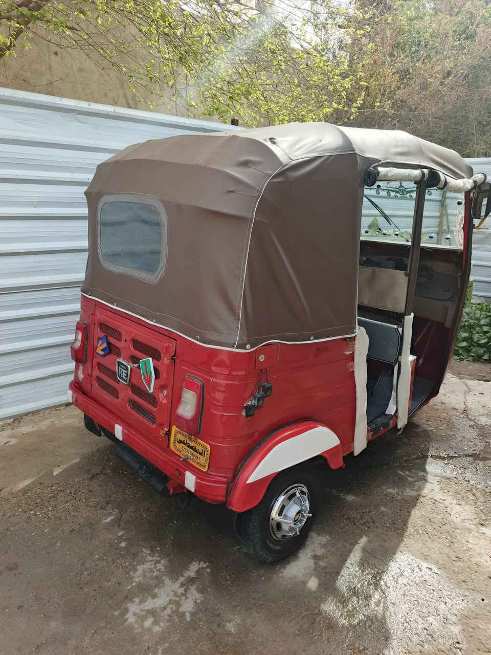 السلام عليكم تك تك موديل 17شهر 9 مكينه 20خير من الله كله جاهزه لايت زنون مسجل دوشمه كاعيات7قطع كله جديد تكتك كصته مصبوغه بس صبغ موحلو فقط كصه صبغ كاعياته ابلاد السعر 3و 500وبيه مجال مكان بابل الاسكندريه ***********
