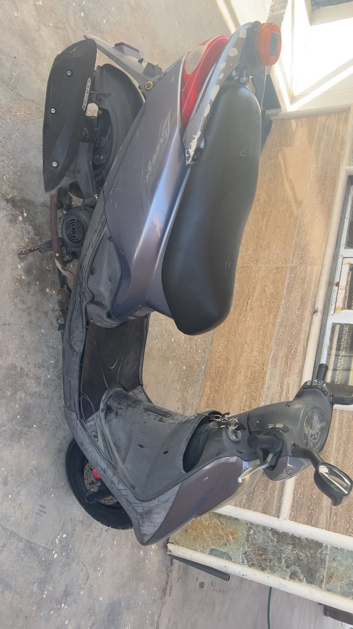 السلام عليكم مرخصه الأدمن

دراجه بريز مال رمبه 
كلشي بلادي بيها عدا الكابريتر اني مبدله
نكره سلف تشتغل وهندر شغال
دراجه حلوه مثل البصور 
عنوان بغداد ( المحموديه /ناحيه الرشيد قرب سيطره75 او مطعم النصراوي)السعر650 وبيها مجال
***********
