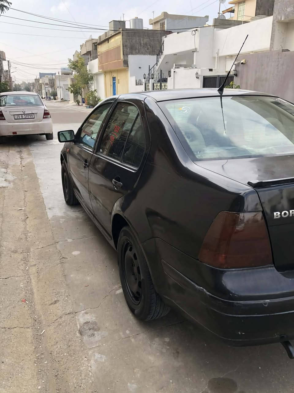 كولف موديل 2002 كير اوتوماتيك رقم كركوك عنده بطاقه بنزين كهرباء كله شغل بشرط شرط تحويل وغرامات سياره بدون ضرررر  مكان سياره كركوك رقم موبايل *********** وعل واتساب
