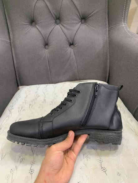 سلام عليكم بوتات تصفيه محل تصفيه كوالتي عالي شرط الجلد الاصلي جمله عددهن 37 سعر التك ب5 آلاف والله خساره واتحداك اطلع هيج سعر بالسوك كله واذا تريد مفرد السعر يختلف ***********
