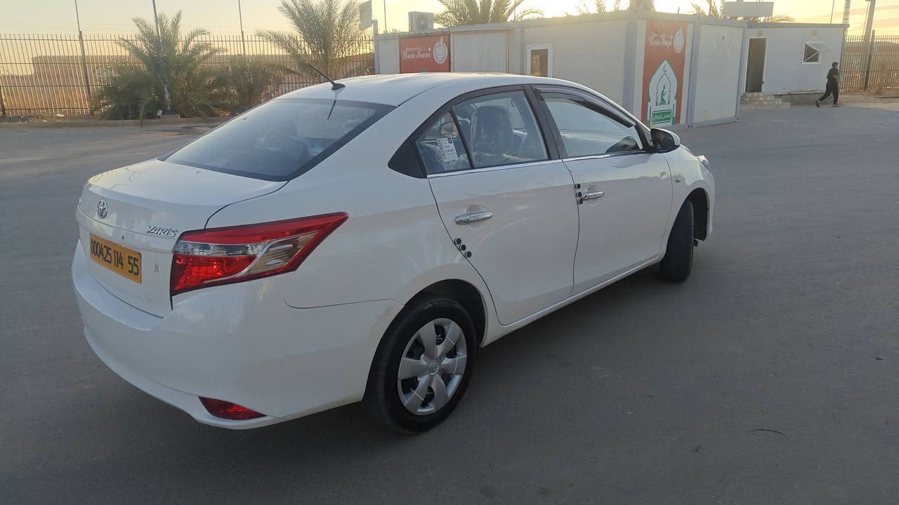 🚗🔥💎 TOYOTA YARIS 💎🔥🚗
📅 سنة 2014
📏 ماشية 170.000 كم
👤 المالك الثاني
✨ سيارة نقيّة نقيّة
🎨 00 صبيغة
🔧 00 عوادة
🧱 00 فْرْوَة 🧊🧊🧊مبرد شغال 🔥🔥المسخن شغال 
💪 محرك قوي يخدم 100%
⛽ اقتصادية بزاف في الوقود
🛣️ ممتازة للمدينة والسفر
ميكانيكها رابي بارك زيرو مصروف
📄 أوراقها كاملة وقانونية
🚀 تركب وتدي بلا صداع
🚫 بلا مصاريف
🚫 بلا قلق
💰🔥 سعر البيع: 350 مليون 🔥💰
🔥 قابل للتفاوض في حدود المعقول 🔥
📍📌 الولاية: تقرت
👀 المعاينة مرحبا بها
📞📞📞 للاتصال: 0655984467
⚠️ الجادين فقط
🤝 ربي يبارك للمشتري
🚨🚨🚨🚨🚨🚨🚨🚨
🔥🔥🔥 أول واحد يعيّط يربحها


**إذا كنت صاحب هذا الإعلان وتريد حذفه لأي سبب، رجاءا أرسل رسالة إلى الدعم الفني**