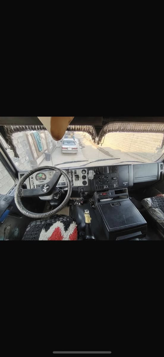 للبیع بۆفرۆشتن
مودێل 2001

گەڵابە (مان ) بیلاد
ڕقم سەنەوی سلێمانی 
مەکینە 414 بیلادی 
شانصی بیلاد درێژە پاکە 
بۆدی سەدا 80 پاکە
گێر ئەسکل دەسکاری نەکراوە 
قەمەرە بئ بۆیاخە 
هەموو گیانی بەشەرت 
سعرەکەی مناسبە 

(***********
***********)

کۆڕەکە وەسپەپ ڤایبەر لەسەرە
