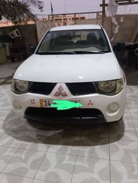 مستوبيشي بيكب • ٢٠٠٩ • رقم بصره