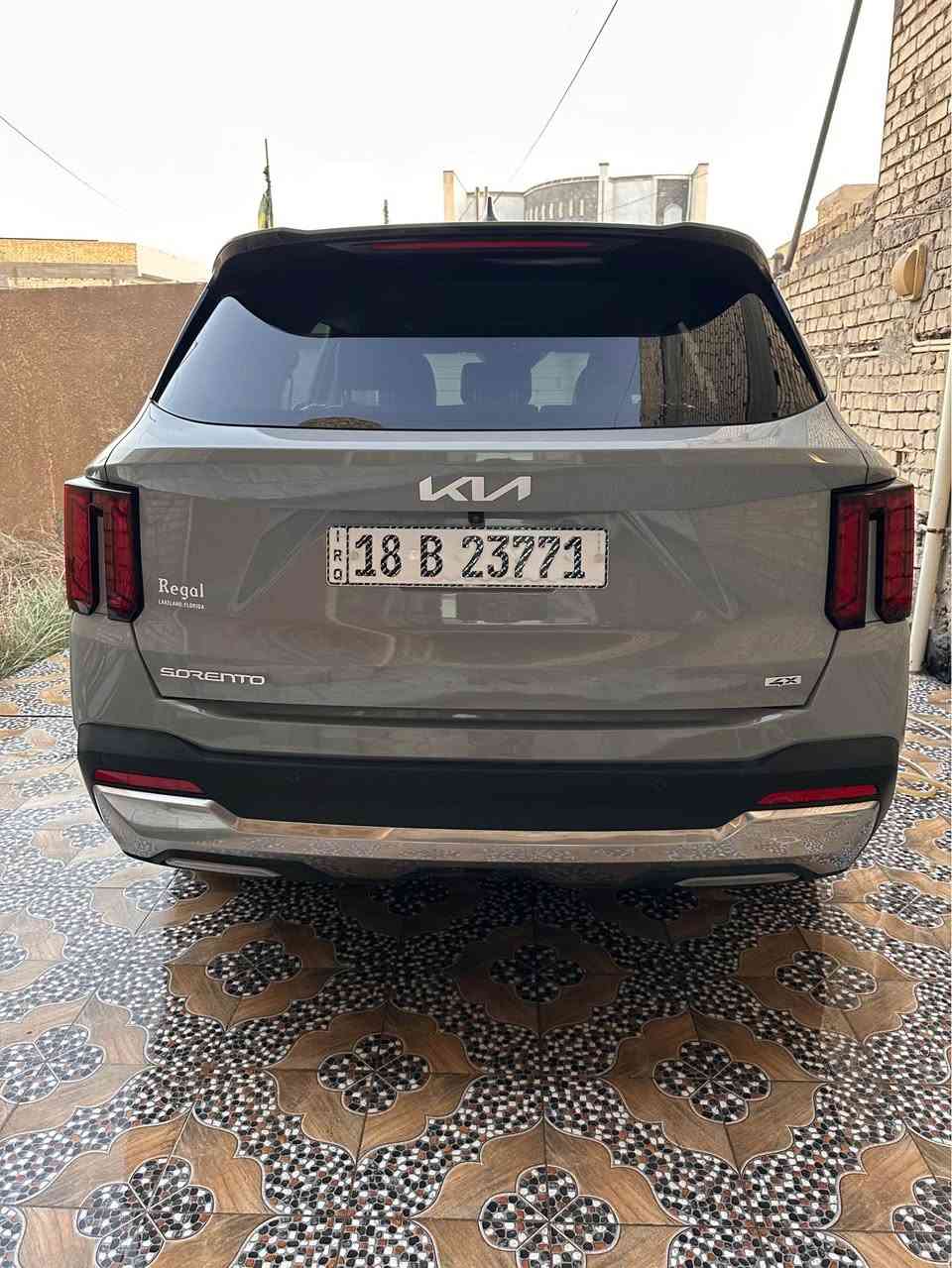 سورنتو 2024
مواصفات S وارد امريكي بدون بانوراما، كشنات جلد لون اسود وتدفئة كراسي
🔴 الضرر: ربع جاملغ الامامي الايسر مع حافة البنيد الامامية من اليسار فقط والباقي سليم
🟡 ماشية 21300 ميل
🟡 دفع رباعي
🟡 محرك 4 سلندر 2500cc
🟡 السيارة بإسمي والتحويل مباشر
🟡 7 راكب
🟡 المواصفات الباقية هي المعروفة من حساسات ورادارات 360 

🟢 للاستفسار: الاتصال على الرقم 
*********** المصيب, بابل
