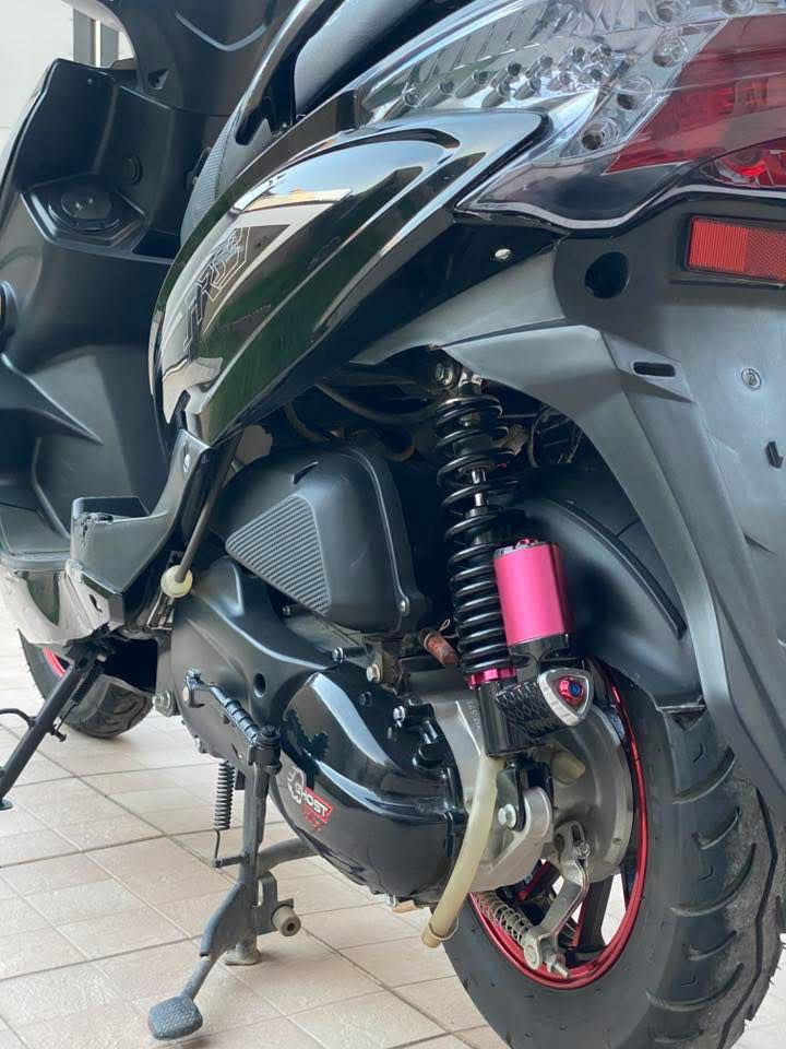 السلام عليكم دراجه اوتو جديده ما ماشيه هواي نظيفه كلش السعر ٥٨٠ وبيها مجال بسيط  ***********
