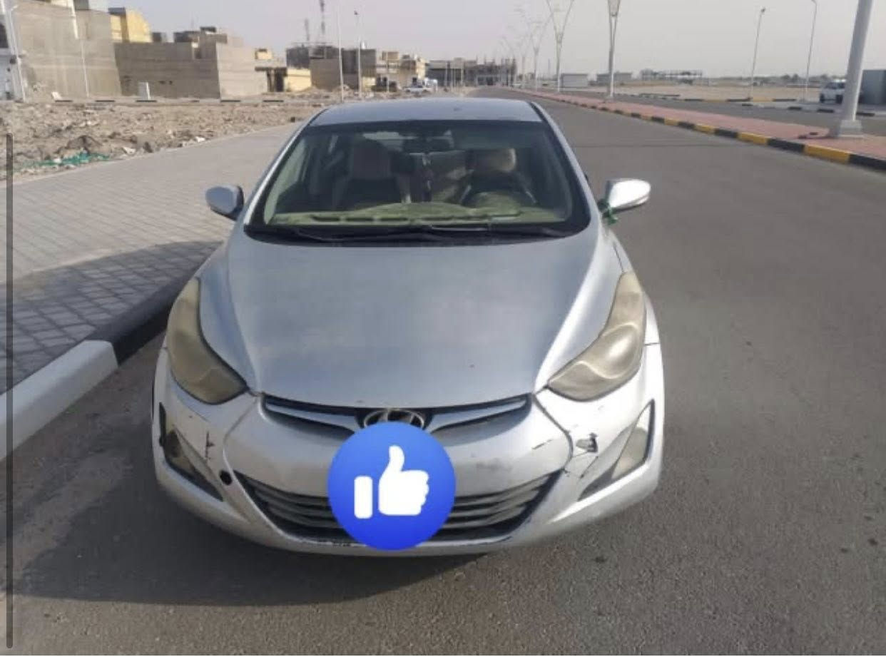 هيونداي النترا مديل 2014 وارد امريكي محرك 1600 رقم  بصره ضربتها مدكر خلفي وبيها قطع صبق محرك كير كفاله تبريد حداده جاهزه السياره 
السعر 85 وبيها مجال 
العنوان البصره الزبير 
رقم الهاتف ***********
