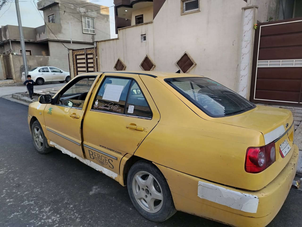 كوين البيع 2010 كربون بنزين بي سنويا موزنه
16وبي مجال عليه هايه وغرما 800 سياره محرك شرط شرعي ينطي بس تهويل *********** شرعي بل موصل
