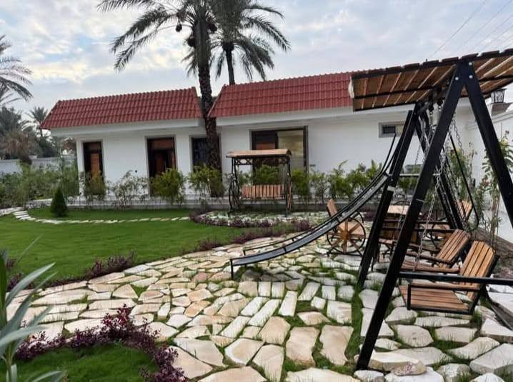 السلام عليكم مزرعه للايجار الدوره البوعيثه موثقه تطبيق اجرلي الاستفسار هذا الرقم ***********
