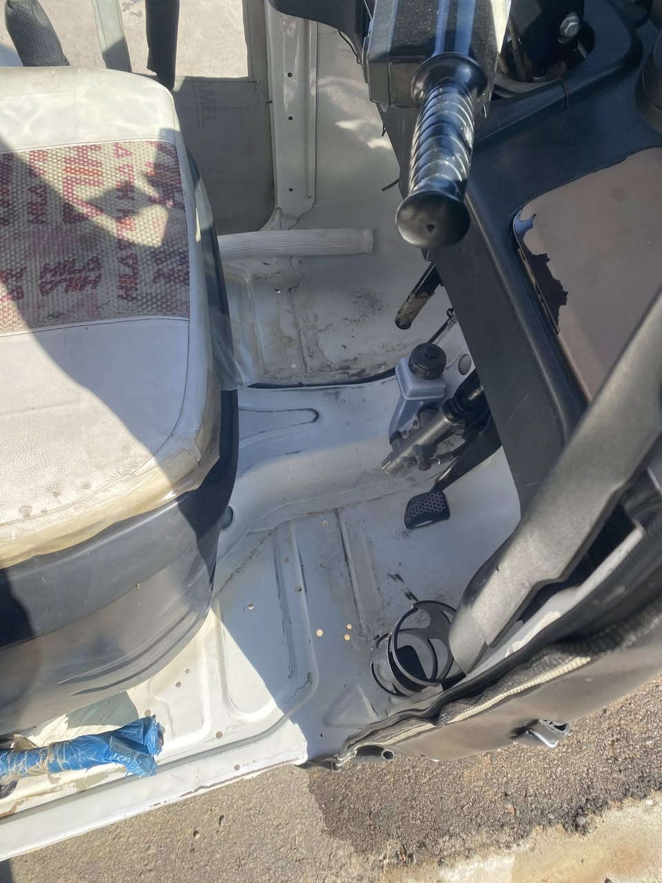 تكتك للبيع مكفوله كفاله عامه مكينه ما مفتوحه رقم وسنويه تحويل ثاني يوم سعر 8500 وبيه مجال رقم ***********مكان بغداد مدينه الصدر
