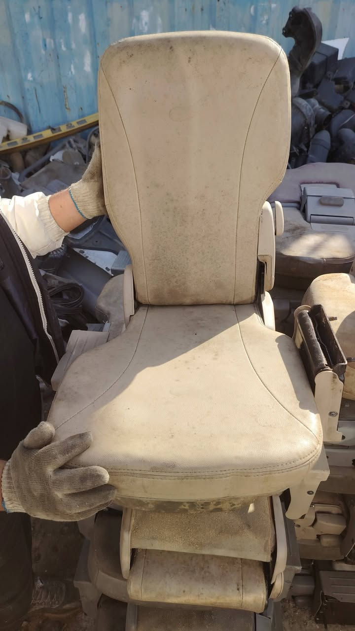 كشنات كرنفال للبيع
وكشن مال هايسا نيسان جنبي البصف السايق
للبيع ***********
مكاني بغداد
