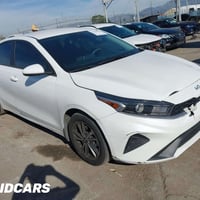 كيا فورتي • ٢٠٢٤ • مزاد ٦٤ ورقة