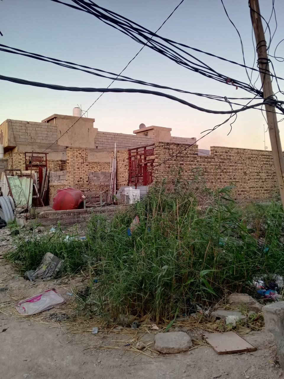 يالله
هيكل للبيع في الشبانات قرب اسواق المرتضى مساحته 300 ركن عل 3 شوارع مبني الحد السكف للاستفسار اكثر الاتصال عل ***********📞📞السعر 95 وبي مجال🤲🏻
