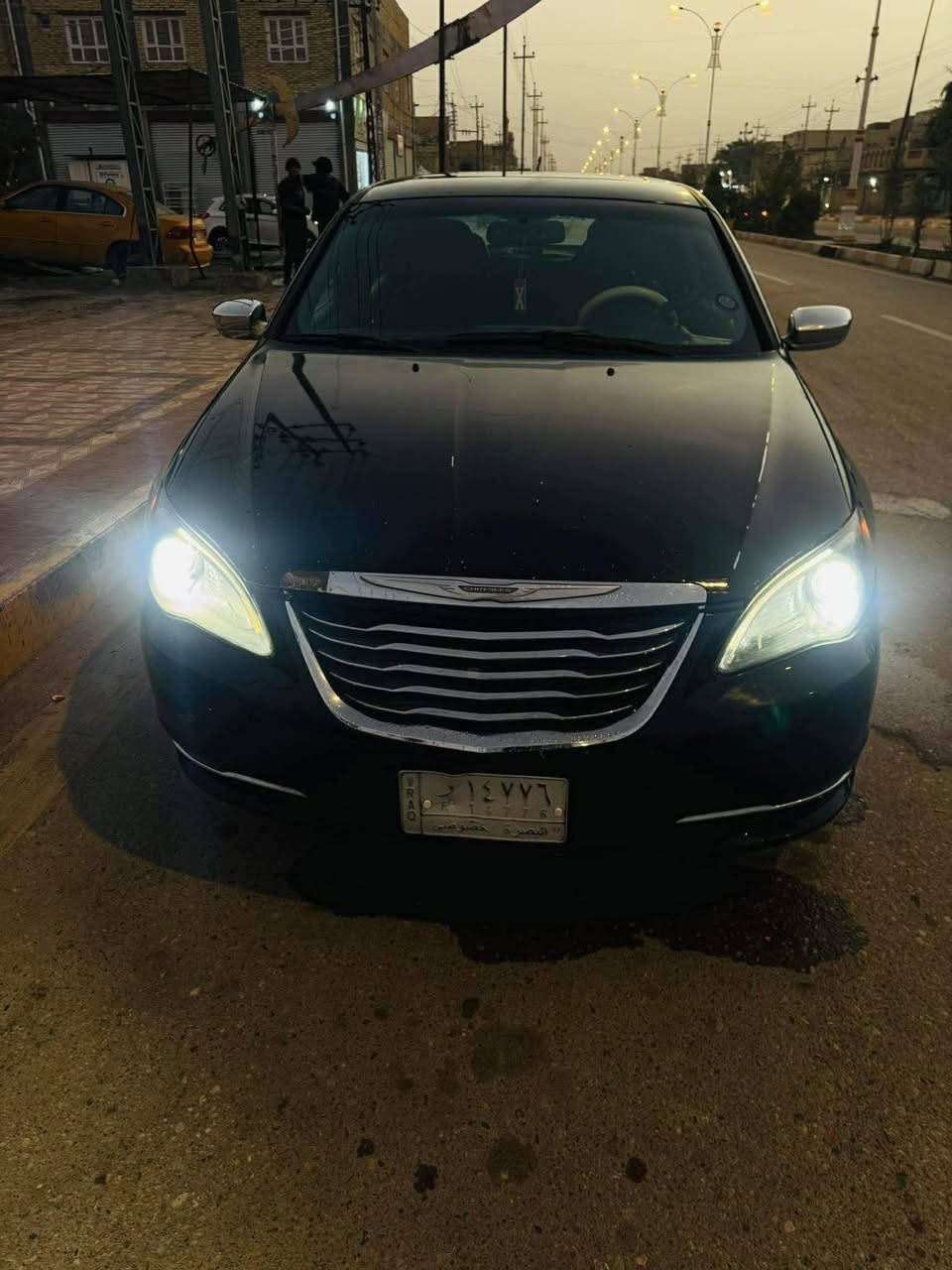 سي 200 c200 موديل 2013 السعر ٥٥ مال بيع مستعجل
السيارة مكينه كير تبريد خير من الله البدي يحتاج ملاحظات الكهربائيات كلها شغاله بس يحتاجلها ترتيبات بسيطة 
الحدادية ناعمه وحلوه 
باتري جديد
تايرات تعبانه 
***********
