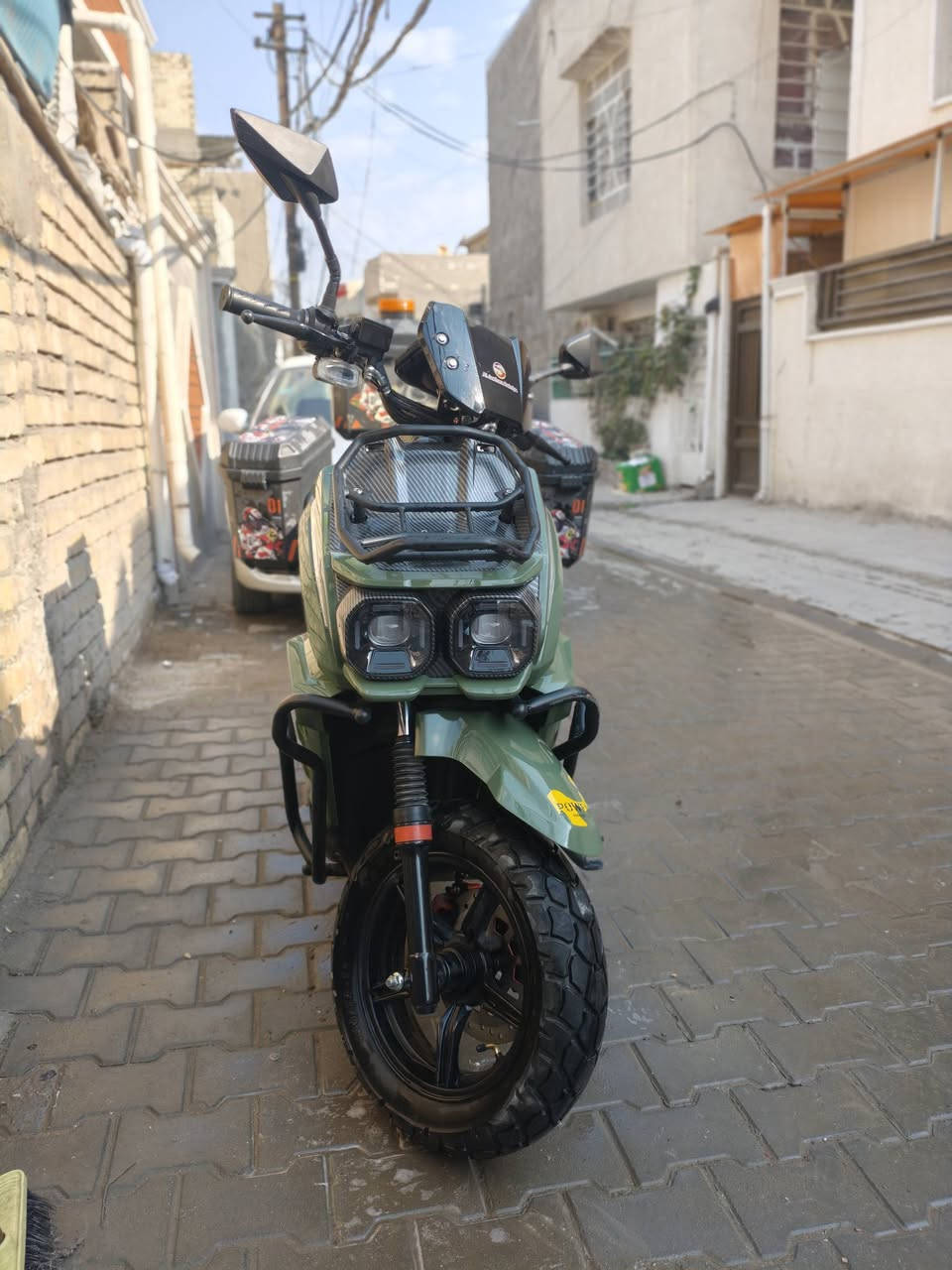للبيع
اباتشي الرحالة  غنية عن التعريف لون مميز زيتوني دراجة مصفحة وكاملة كلة حديد داير مدايرها ينطية جمال وحماية الها 
دراجة نضيفة استخدام كلش قليل شخصي 
.نظام بريك هيدروليك abs دسك امامي خلفي 

بطارية ليثيوم ٤٠ امبير 27 فوووولت ملف 2500
تنطي بلشحنة الوحدة اكثر من ٧٠ كيلو..
 تحتوي ٣ جنط بلاد مثل موضح بصور 
اانارة لد حلوة بلنسبة لللايت واني وحاط نشرة تنبيبية للسيارات 
بصمة تشغيل عن بعد ونظام كامل حماية سرقة وشاشة ديجتاال تطلع  الاعطال وشحن بشاشة وشاحنة وmp3 وبيها اصوات لتنبية بلازدحامت تكدر تسوي بيها صوت هواي مواصفات وبصمتين و٢سويج 
٣ نمر تجي بيها وبيها R ترجع بك هواي امور

سعره ١٦٥٠ ملبون ٦٥٠ 
مكان بغداد الاسكان  ***********
