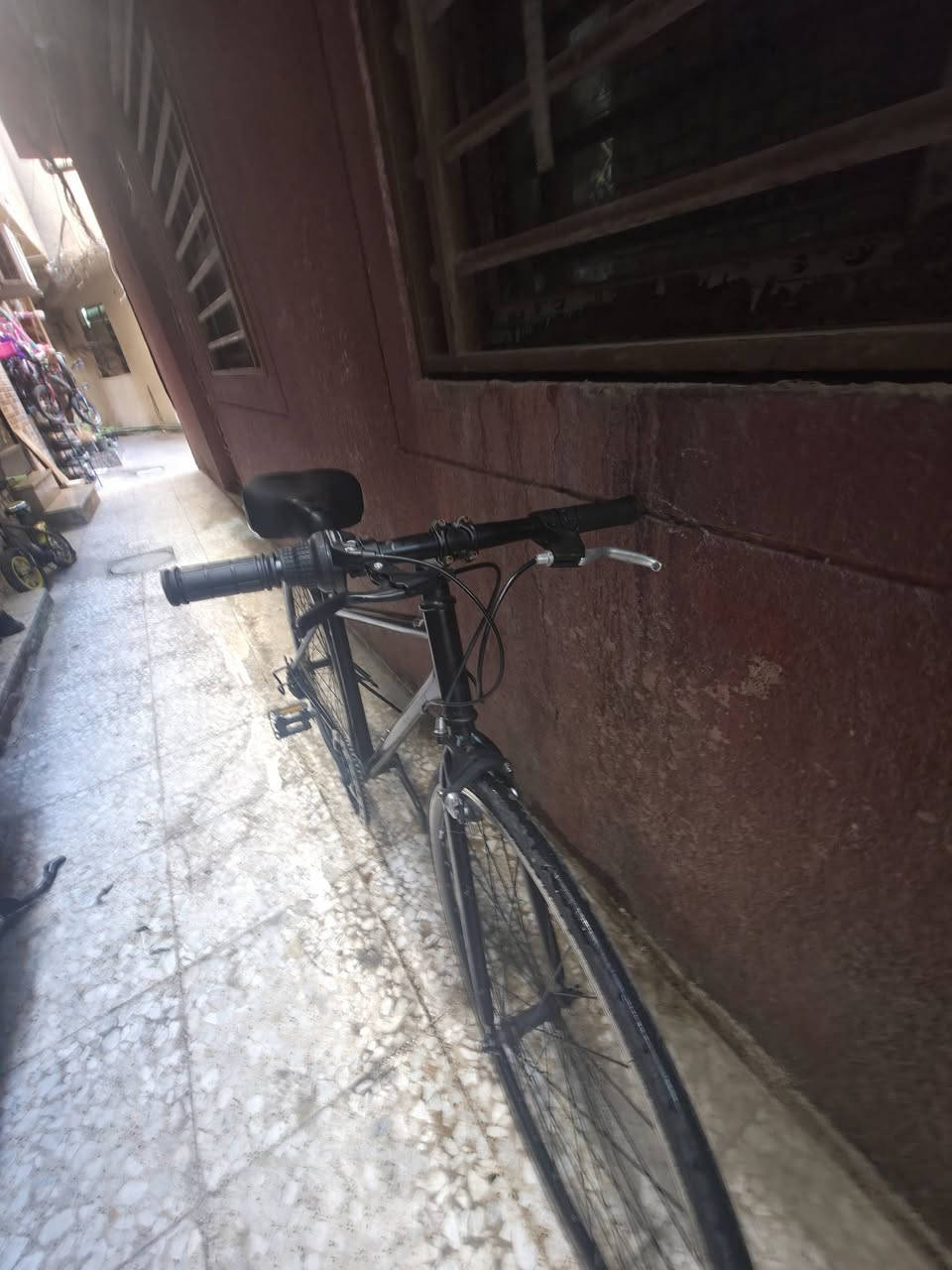بايسكل c700 ياباني🚴🏼

نضيف و كلشي شغال بي🚴🏼

مكينه 6 كير🚴🏼

الحجم 27.5🚴🏼

السعر 125 وبي مجال🚴🏼

المكان شارع الكفاح قرب مطعم ريزو عزيمة🚴🏼

رقم الهاتف ***********☎️
