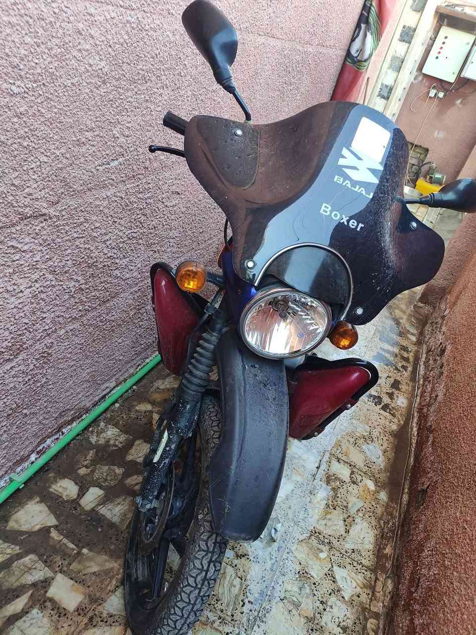 سلام عليكم دراجة موديل 21 نضافة 95٪ بغداد الحسينية دراجة برغي ما مفتوح جديدة معنى الكلمة ماشية 25 ألف ***********
