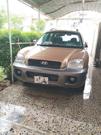 سياره نوع سنتافيا للبيع موديل 2001 محرك2700 سياره مكفوله من الضربه اما...