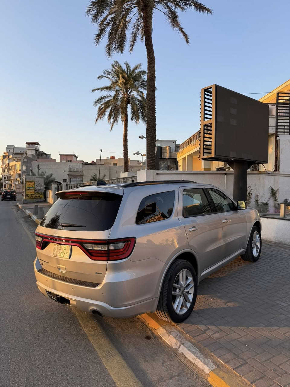 السلام عليكم
دورنكوا 2023 GT PLUS 
مواصفات فوول لاخير
فتحة بصمة بيبان بصمة 
كشنات جلد تدفئة تبريد 
وضعيات قيادة 
حساسات خلفية 
رادارات جانبية وهواي مواصفات بيهه
سيارة حادثة موضح بالصور جاملغ وبنيد 
بدون شاصي نهائياً 
سيارة نظيفة انظف من الصور مناقصة كلشي الباقي كلة مكفول عدا الحادث 
ماشية 39 ميل 
رقم اربيل باسم شركة تحويل وكاله حاضر 
سعرها منااسب (245) وبيهه مجال
مكاني بغداد حي القاهرة 
***********
