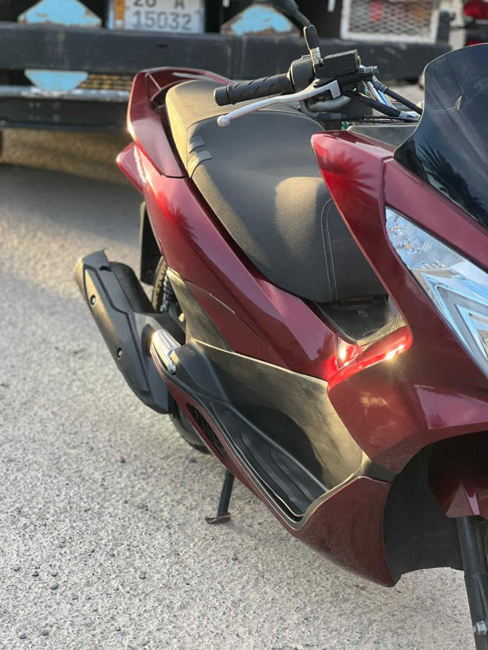 السلام عليكم PCX  الجيل الثاني
موديل 2018
مكينه 125cc
مكينه وكفرات بلاد 
حساس ازدحام وحساس استان شغالات 
السعر خاص
العنوان ديالى بعقوبه
للاستفسار الاتصال على الرقم
***********
