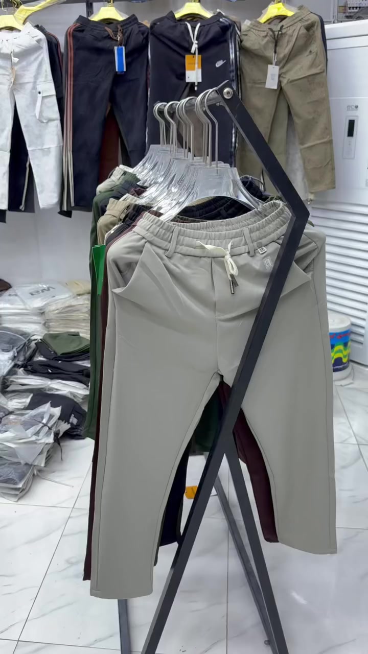 سلام عليكم🔥 جينز جملة عرض قوي 🔥
👖 القطعة: 7,500 دينار
📦 السرية: 45,000 دينار
📏 قياسات: 29 – 38
📐 طول: 90
✨ خامة درجة أولى
🧵 مغسول + سادة
💥 خصم خاص للكميات
📞 ***********
