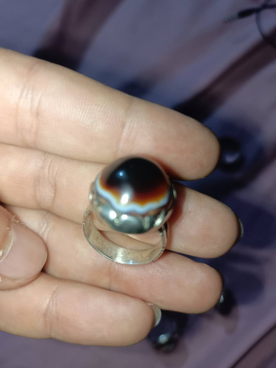 محابس للبيع فضه عيار 925مكاني بغداد الحسينيه لا يوجد توصيل سعر 175
***********
