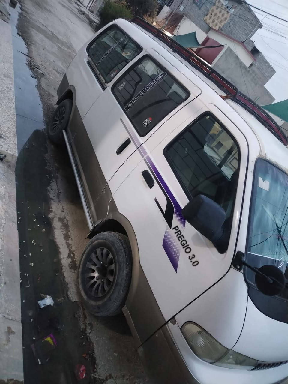 السلام عليكم كيا بريجو للبيع الرقم نجف مصبوغ عام شواص الشرط دوشمه جديده ثانويه 31 سعر 82 وفي مجال***********
