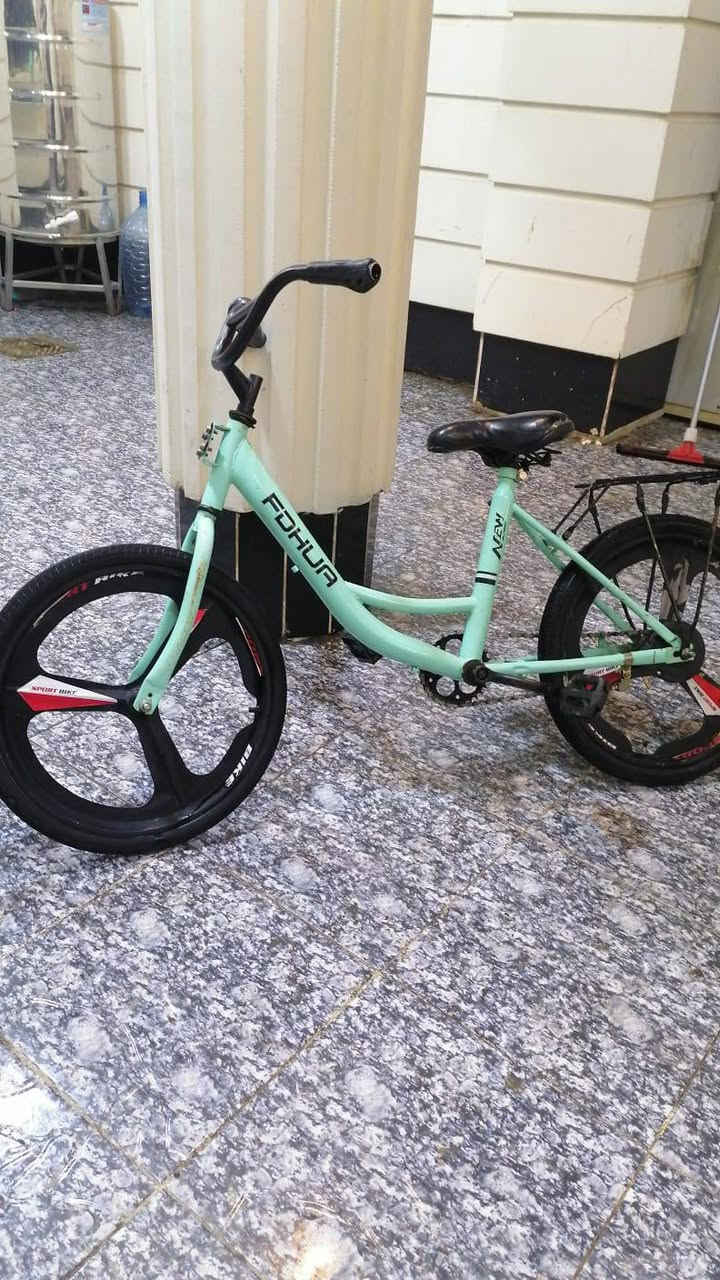 السلام عليكم بايسكل للبيع جديد بل جيس قبل شهر اشتريته السعر 100 الف وبي مجال للشراي للإستفسار خاص


**إذا كنت صاحب هذا الإعلان وتريد حذفه لأي سبب، رجاءا أرسل رسالة إلى الدعم الفني**