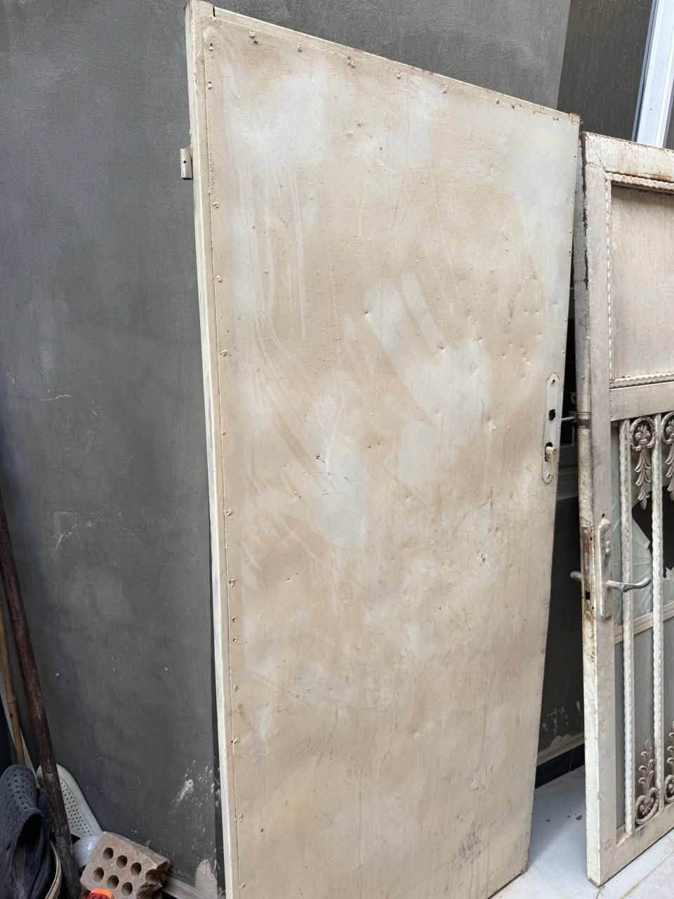 5ابواب للبيع
باب المنزل العرض 2متر و40 الطول 2
وباقي كدامكم بصور جدد عوزهن بس صبغ
مكاني نجف
الرقم *********** تحب تتصل تحب واتساب
