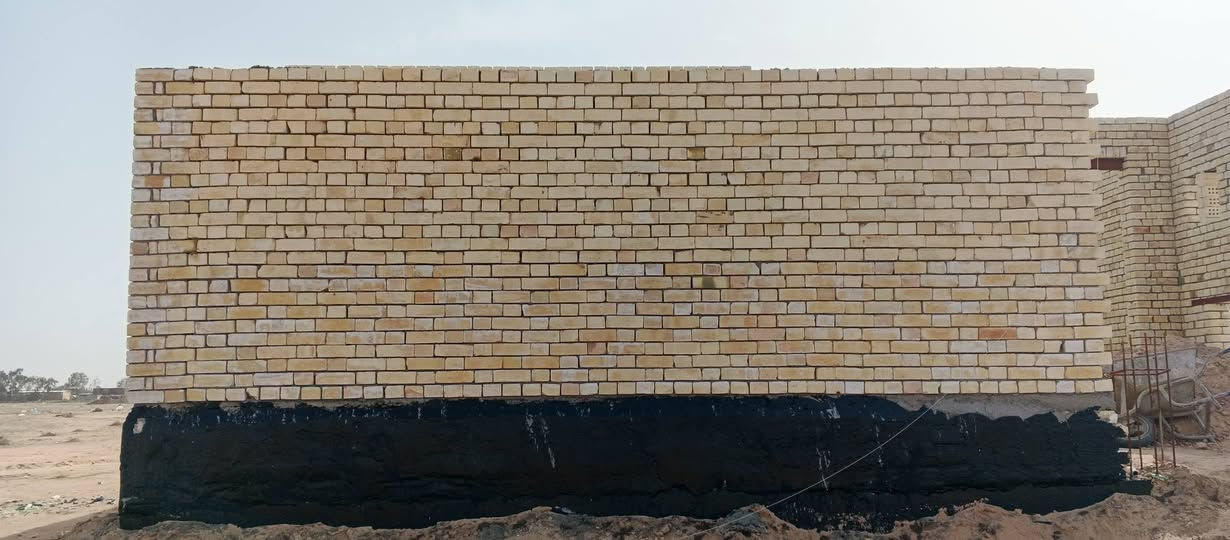 السلام عليكم خلفه بناء متفرغ حالين شغل نضيف ستلام مهندس بلوك ثرمستون طابوك صب ارضيات
عمل مقرنص بأنواعه 
ابو محمد البناء 
***********

