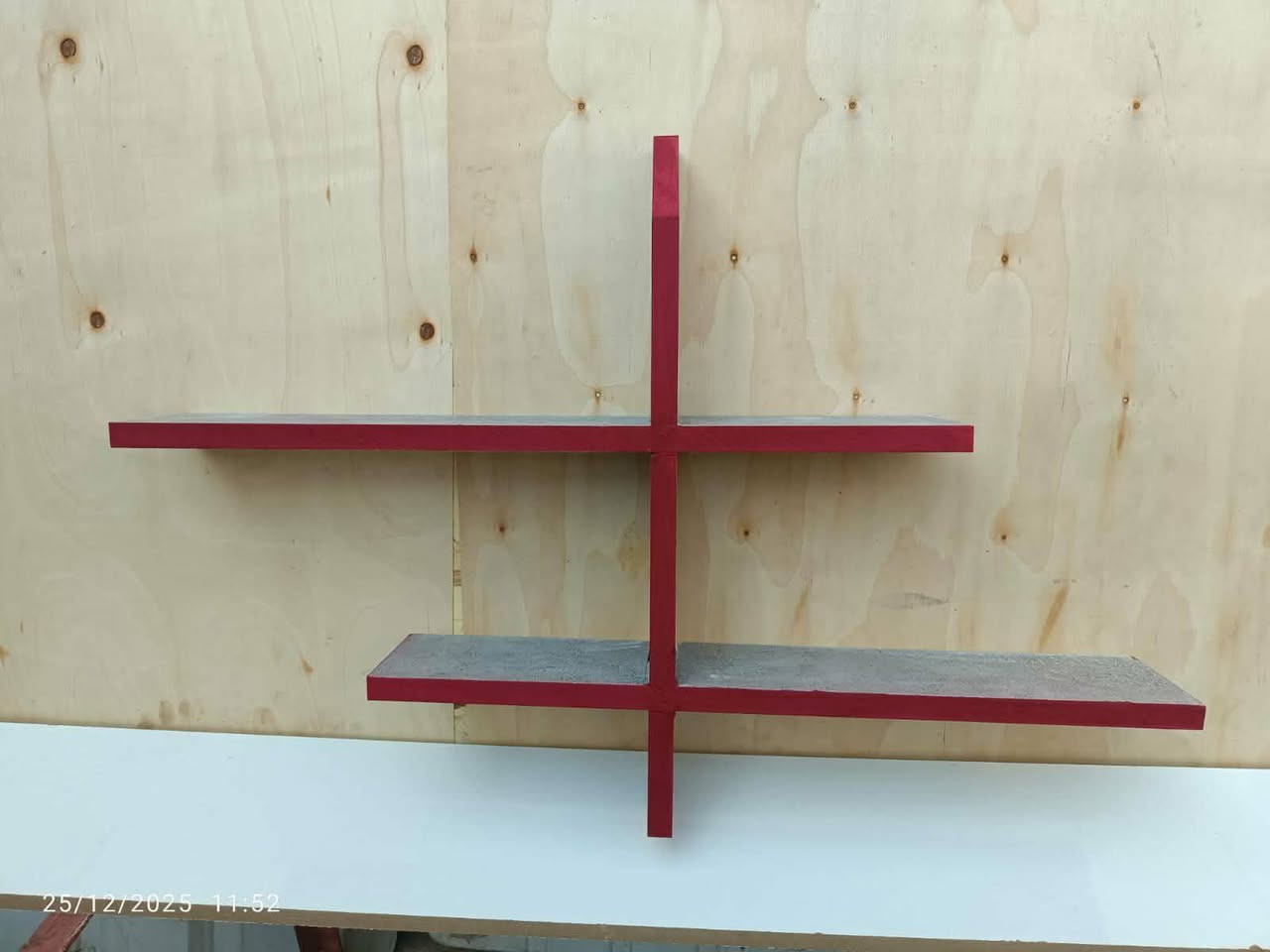 رفوف خشب صاج  و Mdf..كل رف له سعر..
ارسلي الصورة وانطيك السعر.... مع وجود توصيل داخل وخارج الحلة


**إذا كنت صاحب هذا الإعلان وتريد حذفه لأي سبب، رجاءا أرسل رسالة إلى الدعم الفني**