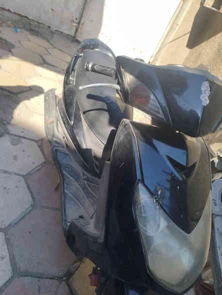 السلام عليكم دراجة سكنس فحل نوزل للبيع دراجة كاملة مكينة كفالة كفرات ختم واحد السعر 550اني جناي و اريد بيع مو شراي لا يتعبني مكاني بغداد الجديدة ***********
