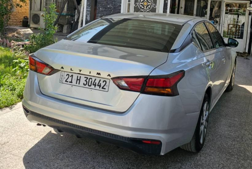 السلام عليكم ....
نيسان التيما للبيع موديل ٢٠٢٠ 
حادثها اربع قطع موضح بالصور
ماشية ٨٦ الف 
السعر ١٣٠ 
*********** ( واتس اب )
