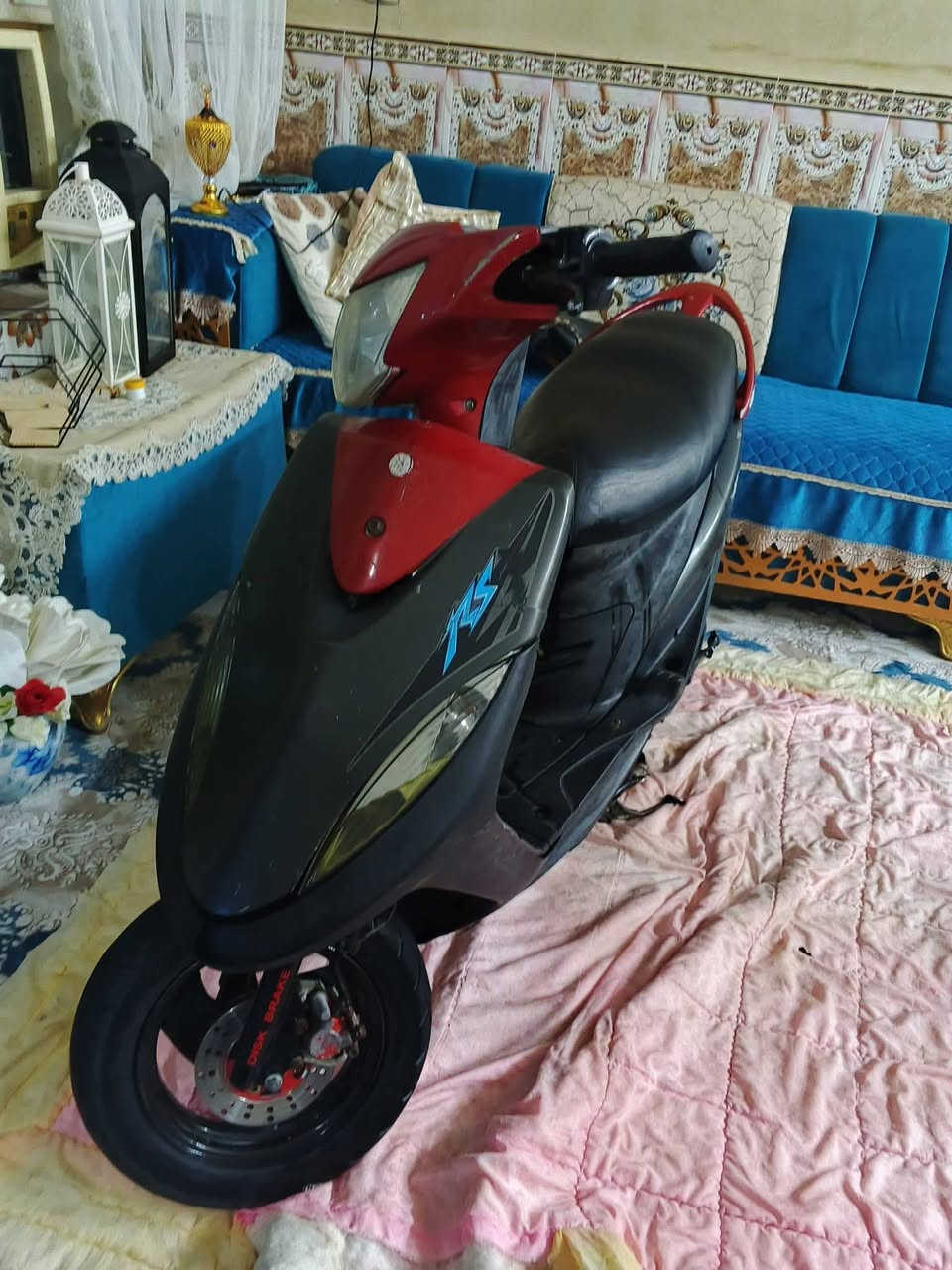 السلام عليكم شباب ماكس بلاديه للبيع دراجه كله مولحه من طول للطول رقمي ***********
