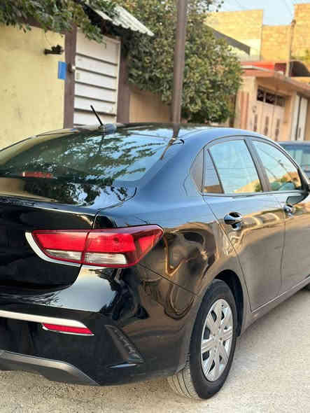 السلام عليكم 
ريو 23 ماشيه 30 الف بيها باب وجاملغ صبغ 
سياره جديده
بأسمي ثاني يوم التحويل 
 السعر 128 وبيها مجال 

***********
