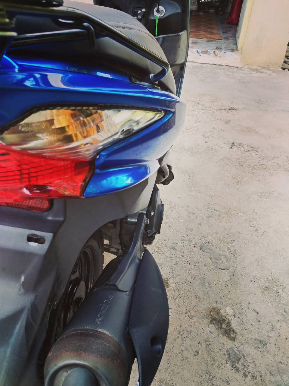 سلام عليكم شباب
. دراجه ادرس حديث ياباني للبيع خير من الله شلعه معدل فول كهربائيات شغاله حساسات شغاله نقصه بس دشبول فقط والباقي مكفول الكفرات مكفولات للاستفسار الاتصال على الرقم *********** او خاص موجود
