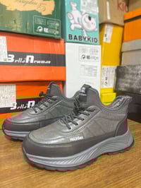 مبطن فرو • مقاس 39/40 • توصيل